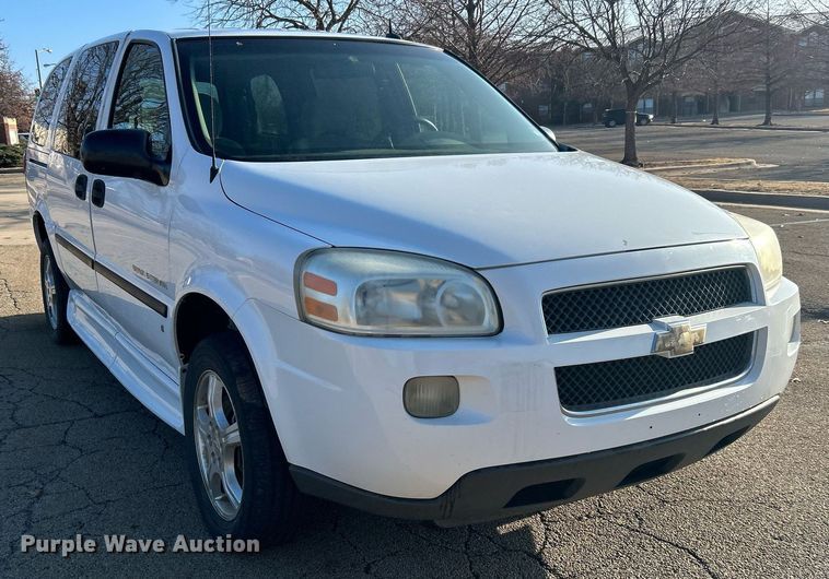 image for item NB9306 2007 Chevrolet Uplander handicap accessible van