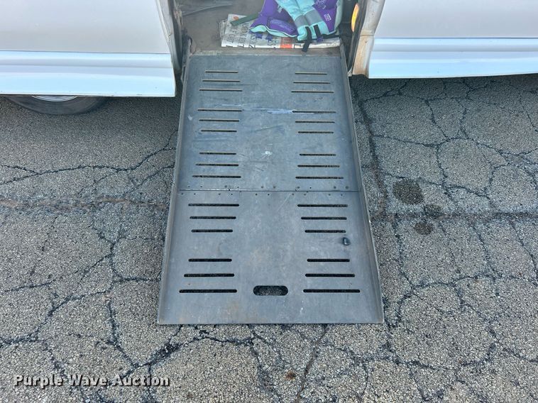 image for item NB9306 2007 Chevrolet Uplander handicap accessible van