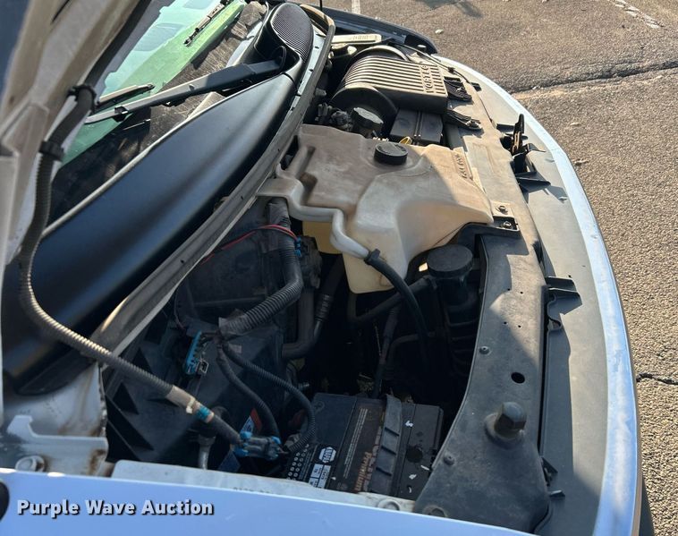 image for item NB9307 2002 Chevrolet Express 1500 van