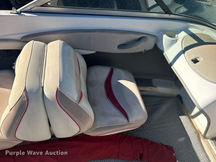 image for item NB9313 2006 Maxum  1800MX boat