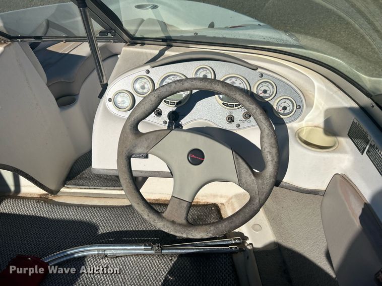 image for item NB9313 2006 Maxum  1800MX boat