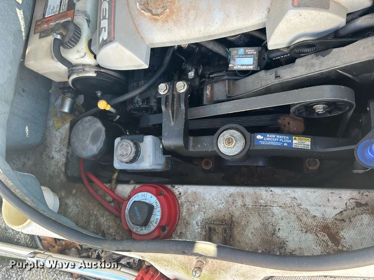 image for item NB9313 2006 Maxum  1800MX boat