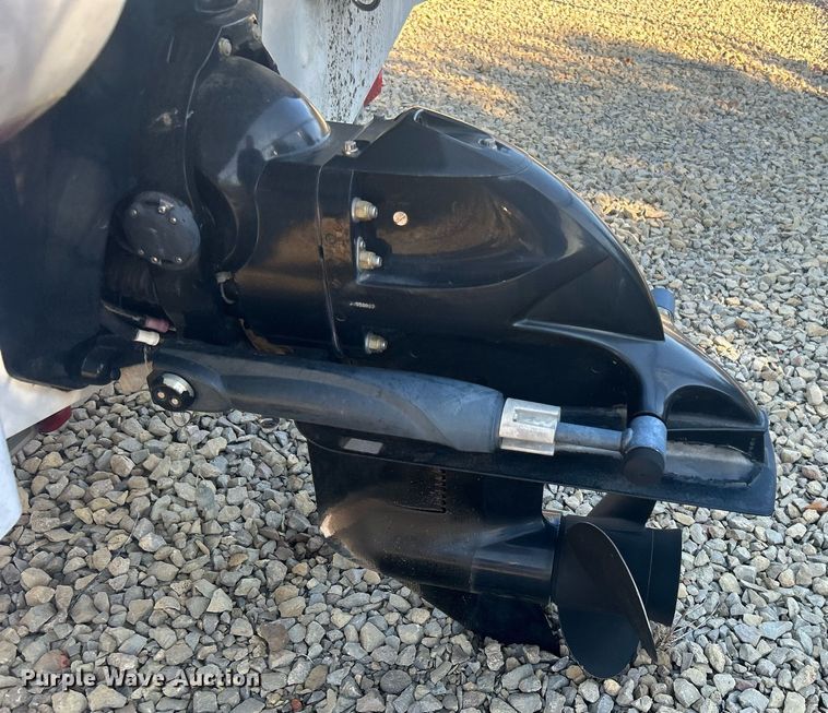 image for item NB9313 2006 Maxum  1800MX boat