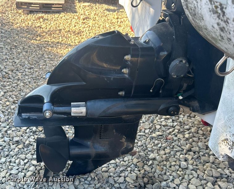 image for item NB9313 2006 Maxum  1800MX boat