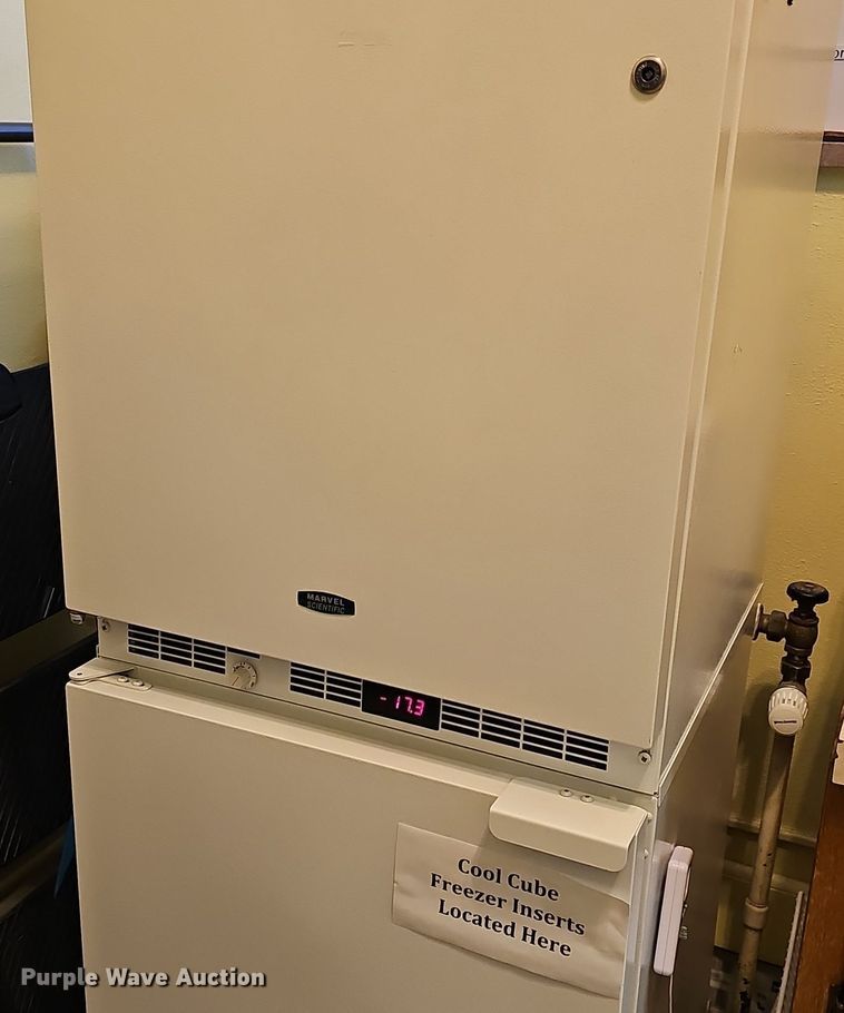 image for item NE9409 2010 Marvel Scientific medical fridge and freezer