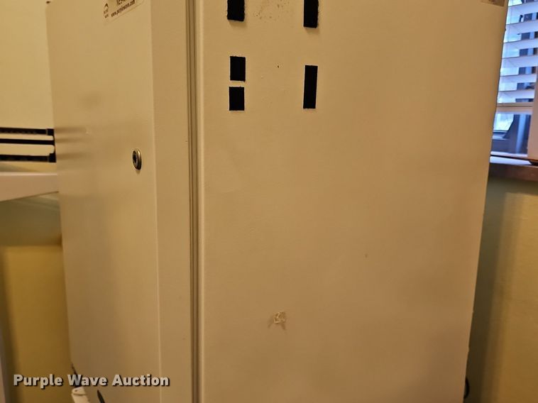 image for item NE9409 2010 Marvel Scientific medical fridge and freezer