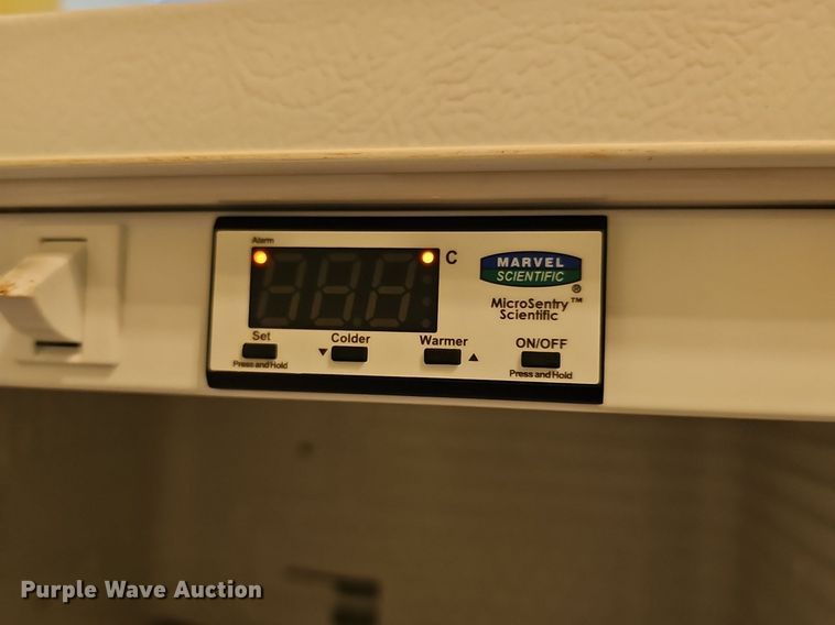 image for item NE9409 2010 Marvel Scientific medical fridge and freezer