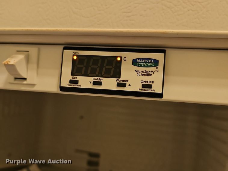 image for item NE9409 2010 Marvel Scientific medical fridge and freezer