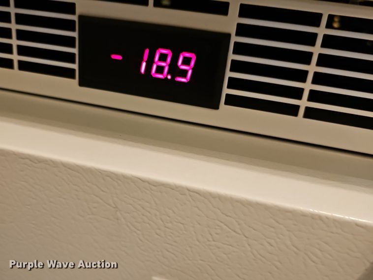 image for item NE9409 2010 Marvel Scientific medical fridge and freezer