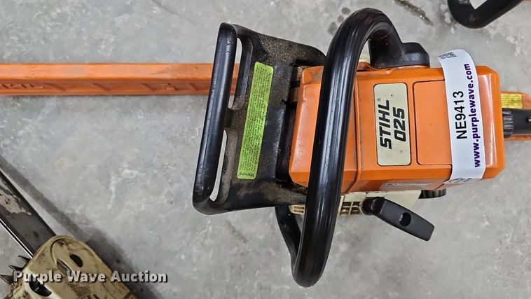 image for item NE9413 (3) Stihl chainsaws