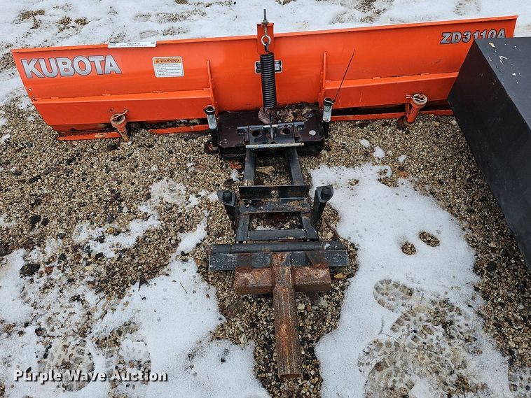 image for item NE9416 Kubota ZD3110A blade