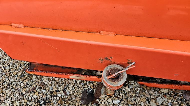 image for item NE9416 Kubota ZD3110A blade