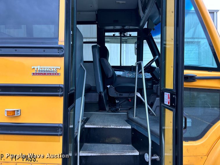 image for item NE9698 2014 Thomas Built school bus