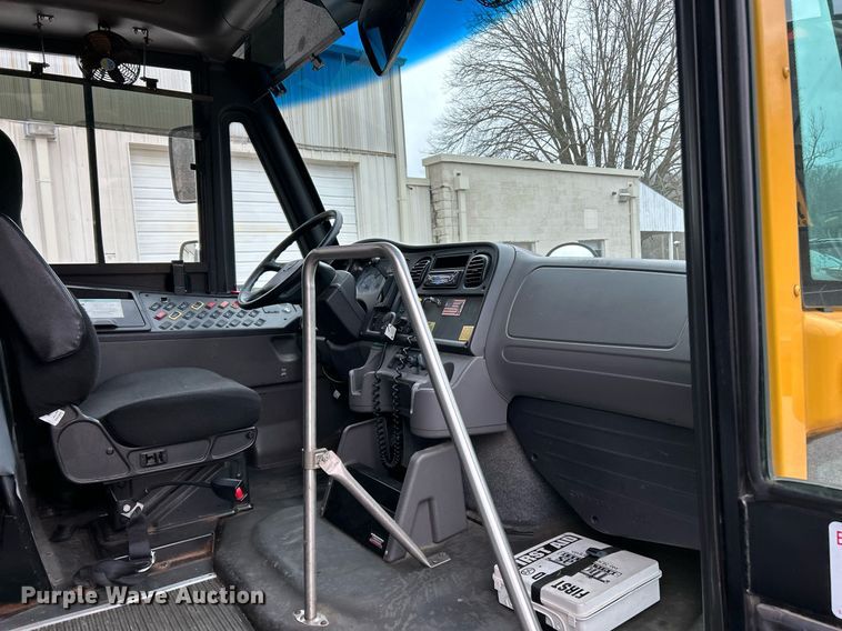 image for item NE9698 2014 Thomas Built school bus