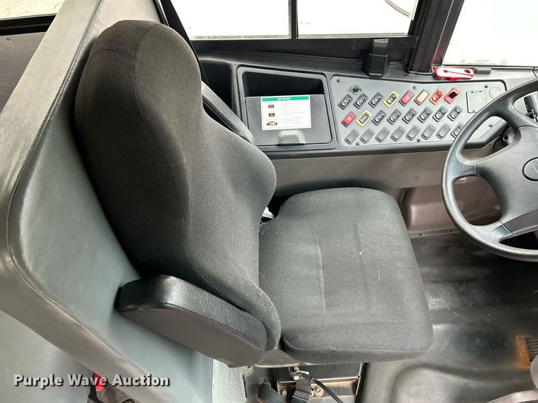 image for item NE9698 2014 Thomas Built school bus