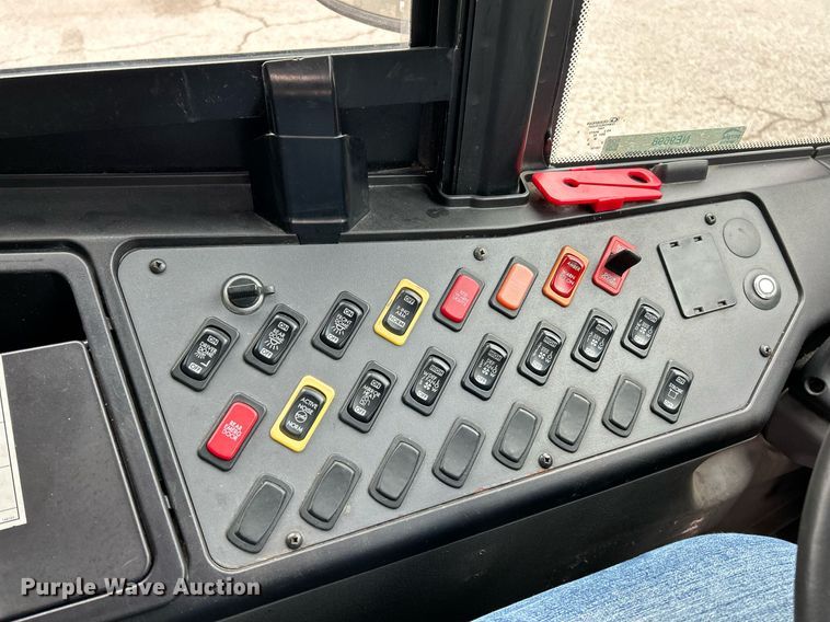 image for item NE9698 2014 Thomas Built school bus