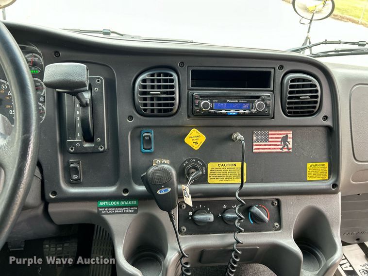 image for item NE9698 2014 Thomas Built school bus