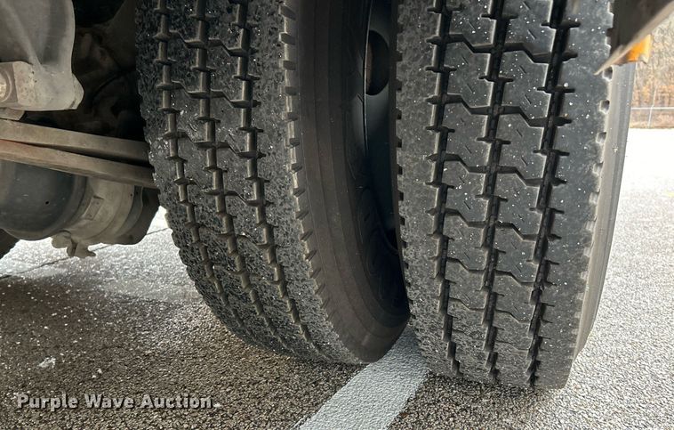 image for item NE9698 2014 Thomas Built school bus