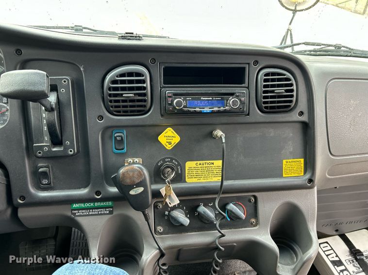 image for item NE9699 2014 Thomas Built school bus