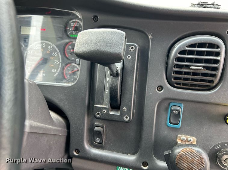 image for item NE9699 2014 Thomas Built school bus