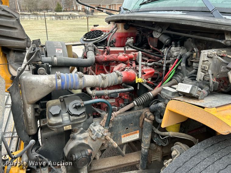 image for item NE9699 2014 Thomas Built school bus