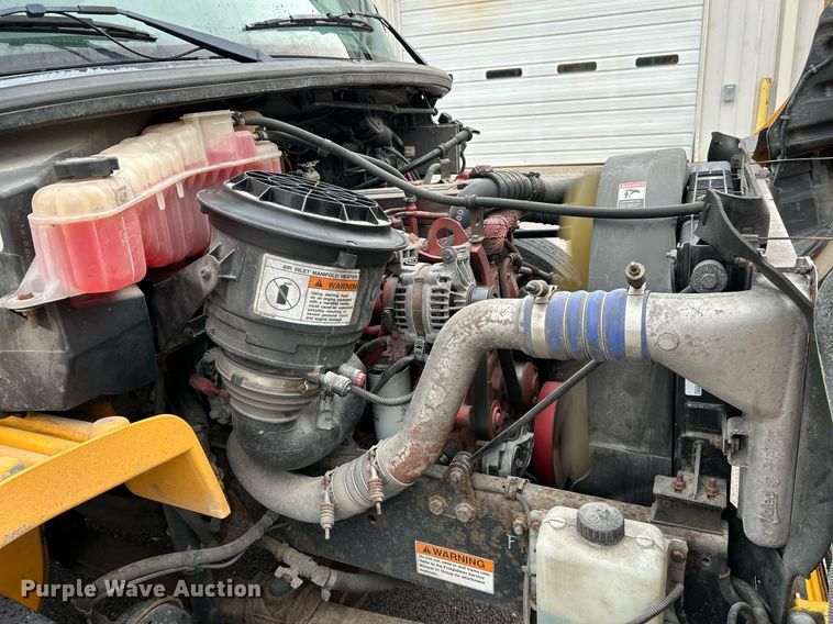 image for item NE9699 2014 Thomas Built school bus