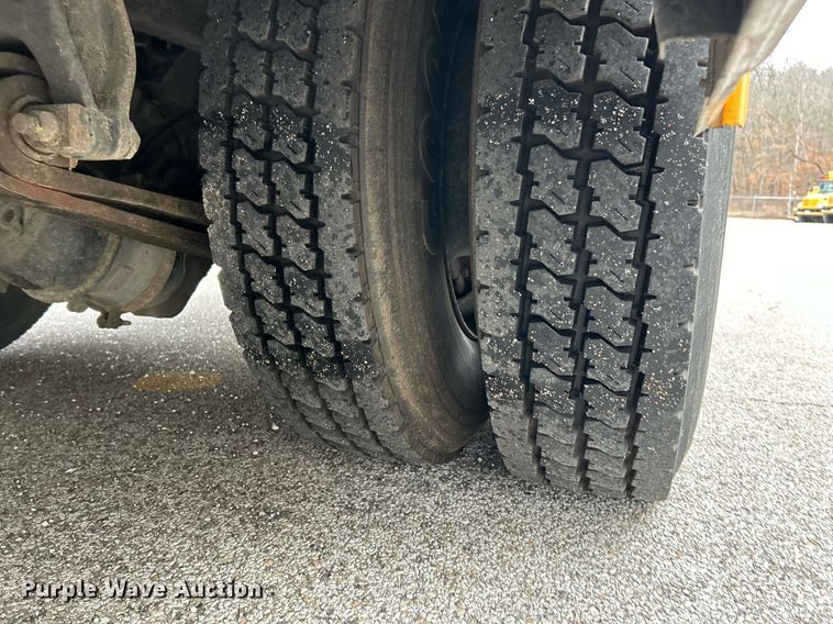 image for item NE9699 2014 Thomas Built school bus