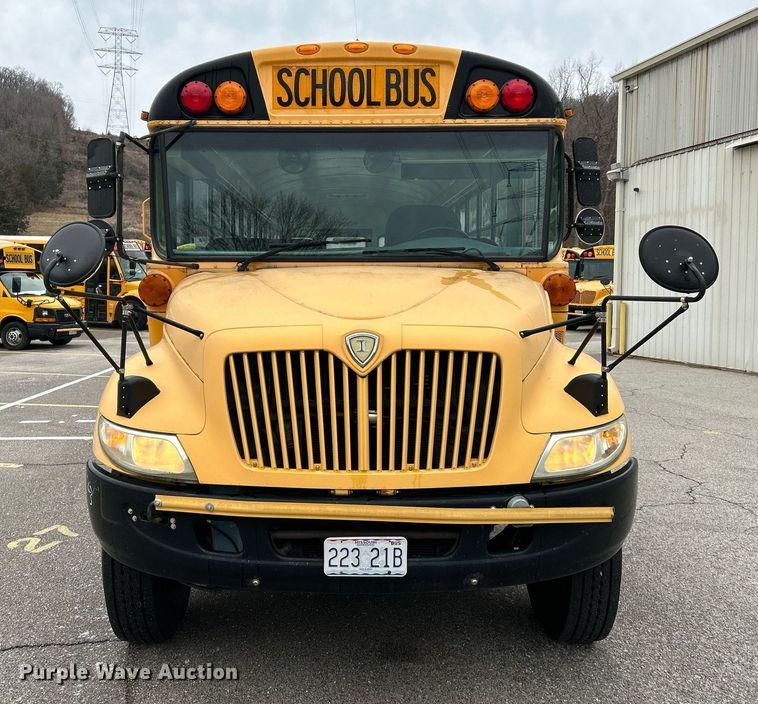 image for item NE9700 2008 IC CE200 school bus