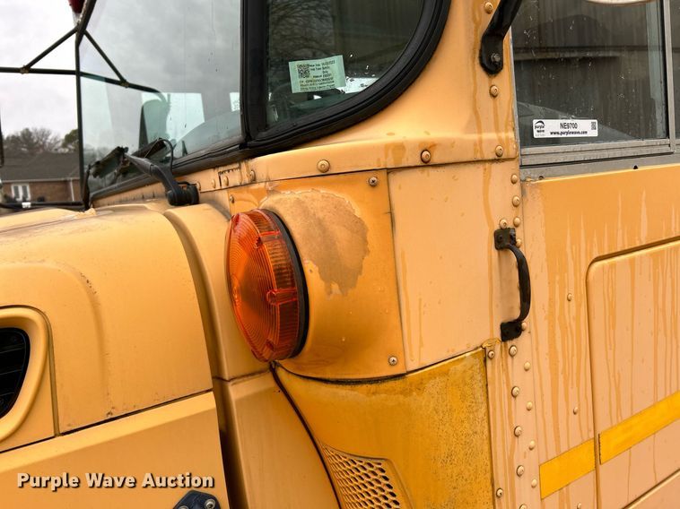 image for item NE9700 2008 IC CE200 school bus