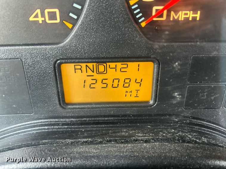 image for item NE9700 2008 IC CE200 school bus