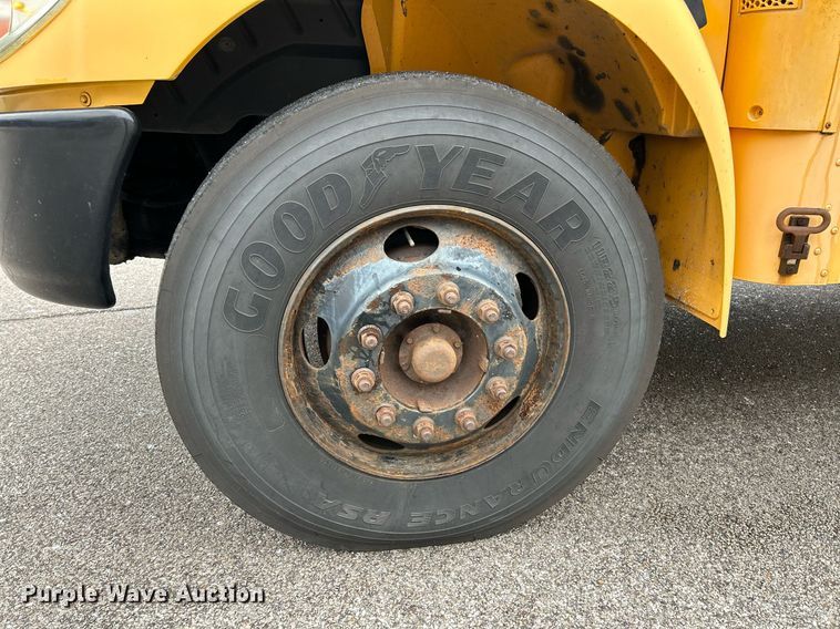 image for item NE9700 2008 IC CE200 school bus