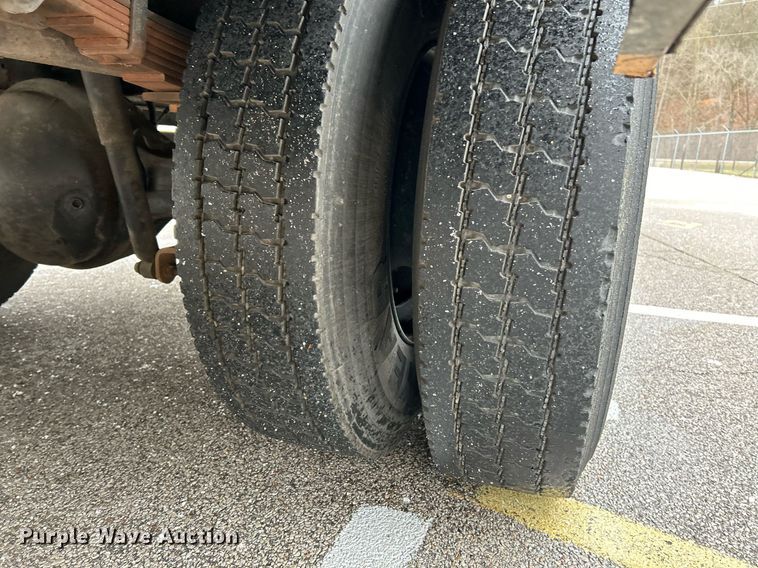 image for item NE9700 2008 IC CE200 school bus