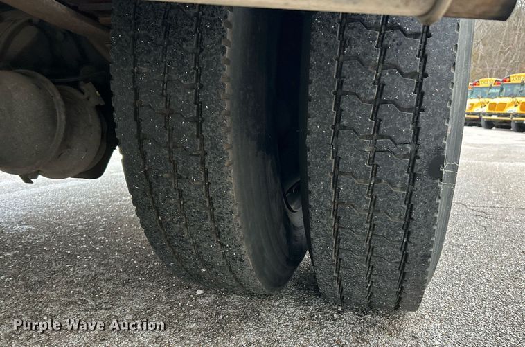 image for item NE9700 2008 IC CE200 school bus