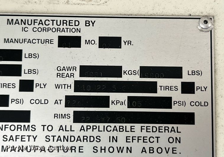 image for item NE9700 2008 IC CE200 school bus
