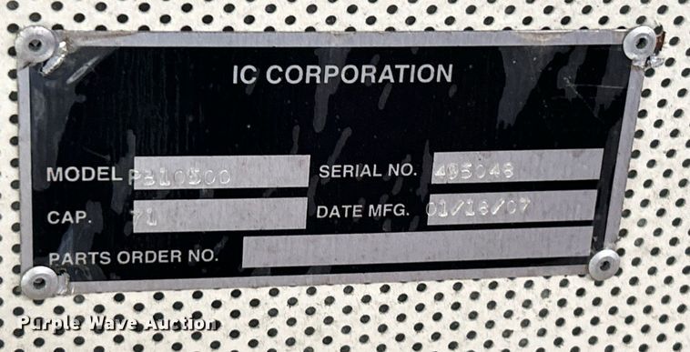 image for item NE9700 2008 IC CE200 school bus
