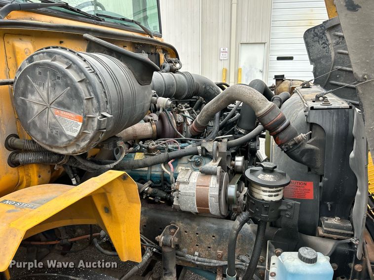 image for item NE9701 2008 IC CE200 school bus