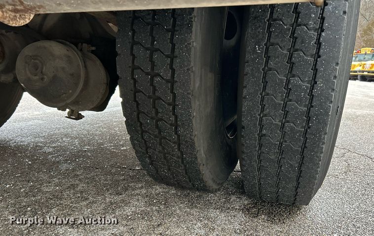 image for item NE9701 2008 IC CE200 school bus