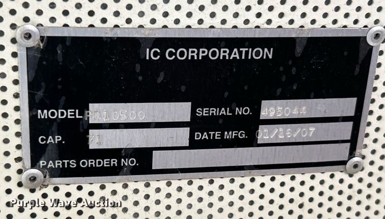image for item NE9701 2008 IC CE200 school bus