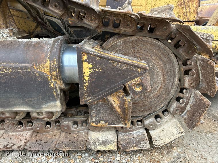 image for item NE9702 1987 Caterpillar D4H Series II dozer