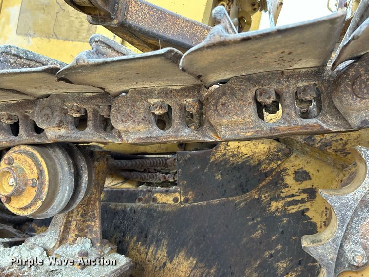image for item NE9702 1987 Caterpillar D4H Series II dozer