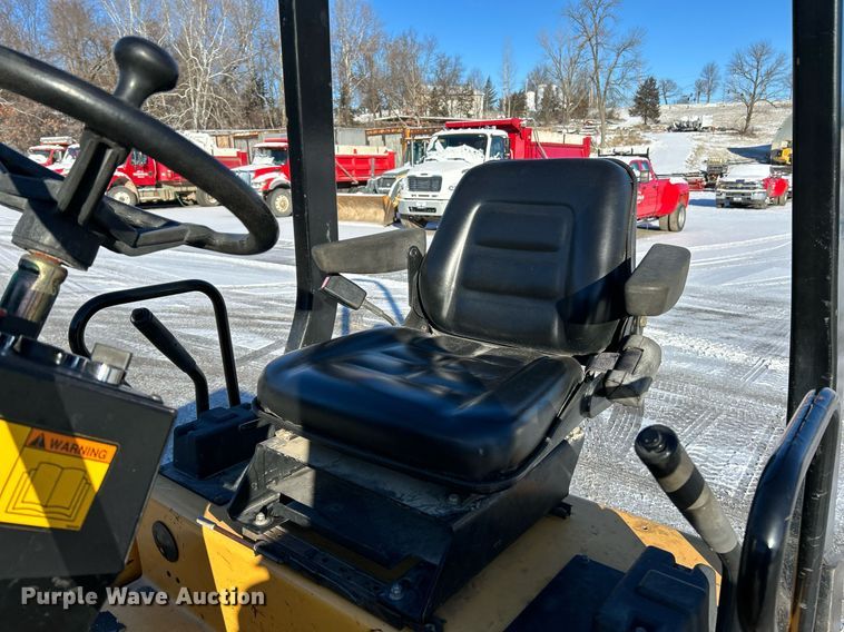 image for item NE9714 1999 Dynapac CC102 10 Series double drum vibratory roller