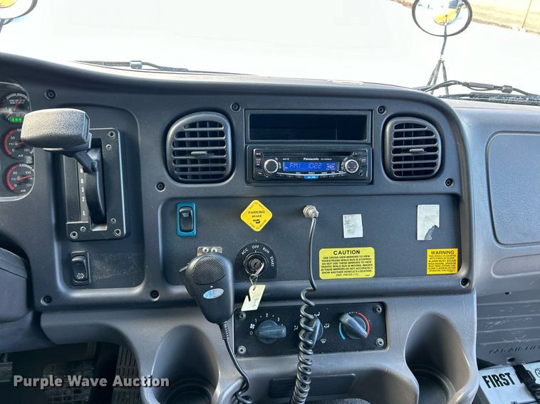 image for item NE9720 2014 Thomas Built school bus