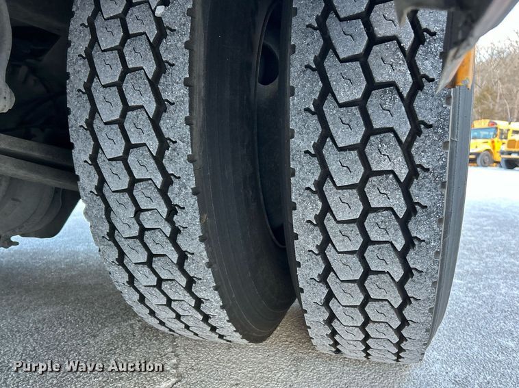 image for item NE9720 2014 Thomas Built school bus