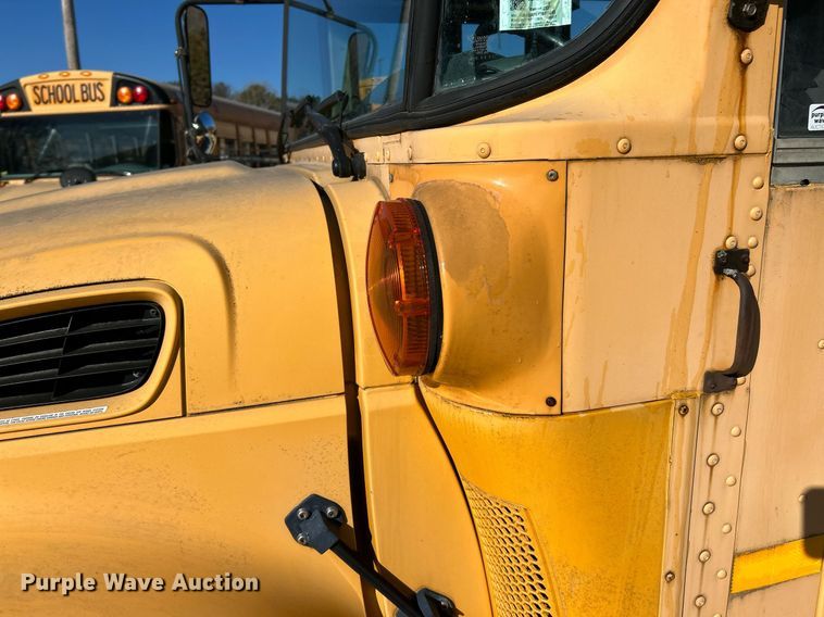 image for item NE9722 2008 IC CE200 school bus