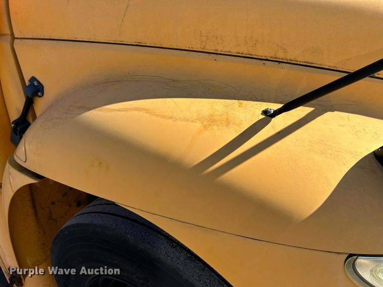 image for item NE9722 2008 IC CE200 school bus