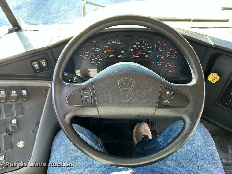 image for item NE9722 2008 IC CE200 school bus