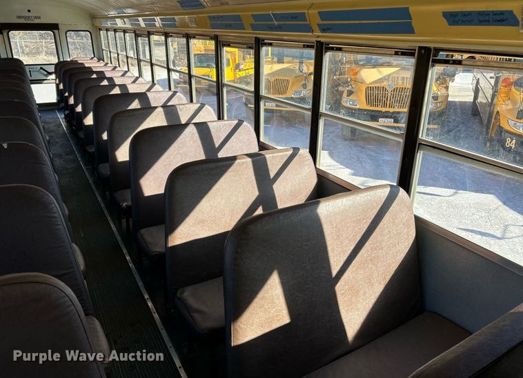 image for item NE9722 2008 IC CE200 school bus