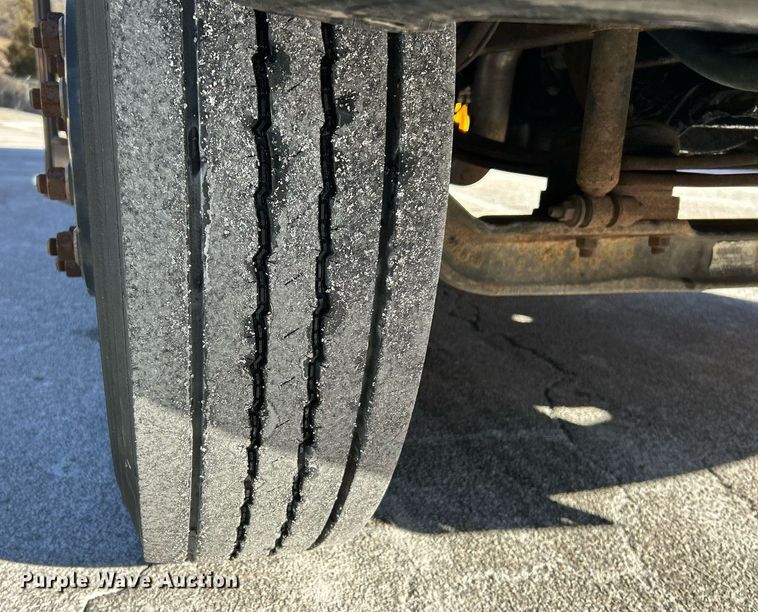 image for item NE9722 2008 IC CE200 school bus