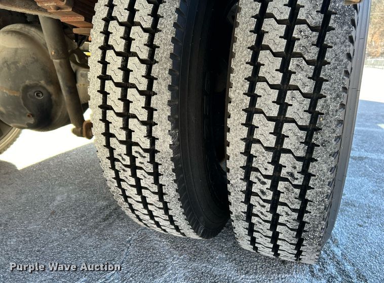 image for item NE9722 2008 IC CE200 school bus