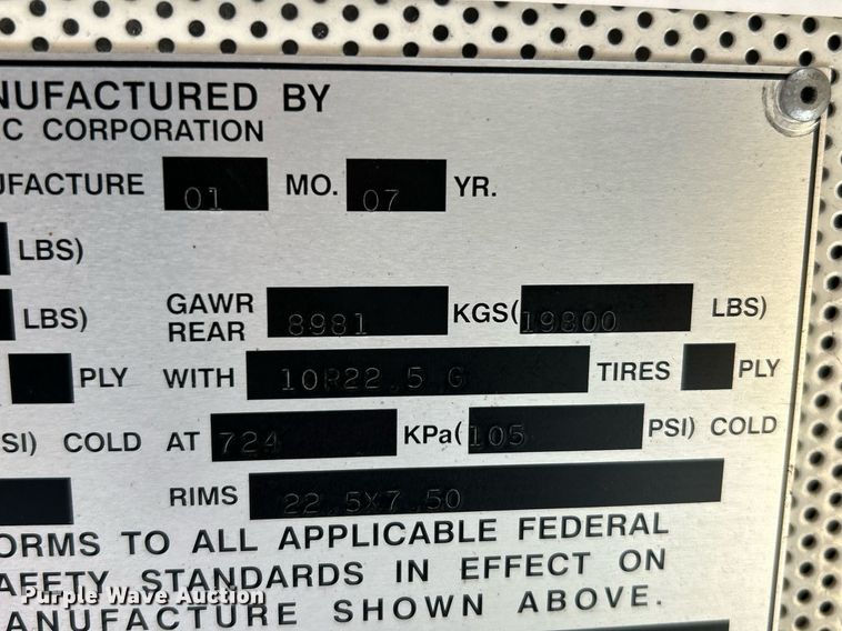 image for item NE9722 2008 IC CE200 school bus